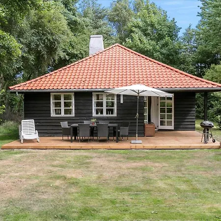 1466-aakirkeby-boesparken-10 Vester Somarken